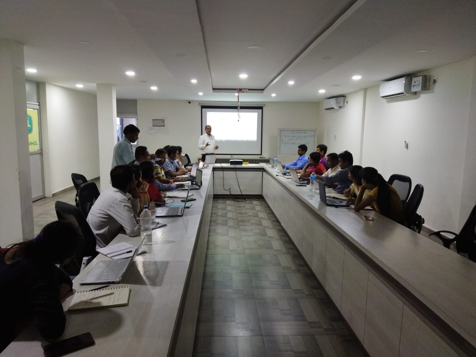 कम्प्युटर शिक्षाको महत्व (Importance of Computer Education in Nepali Context)